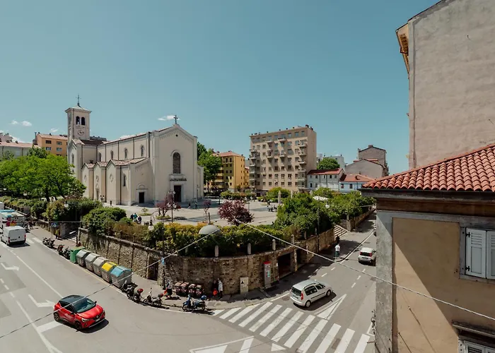 La Finestra Sulla Piazza