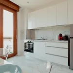 La Finestra Sulla Piazza * 的里雅斯特