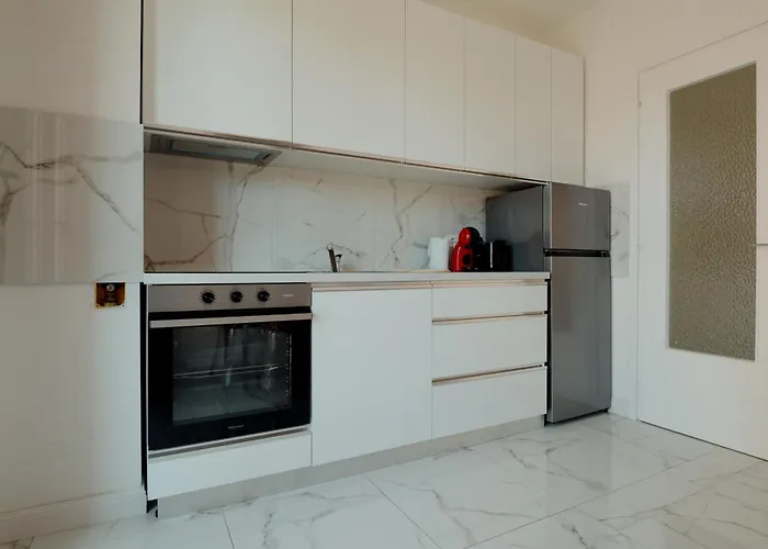 La Finestra Sulla Piazza