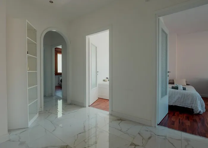 La Finestra Sulla Piazza Appartement Trieste